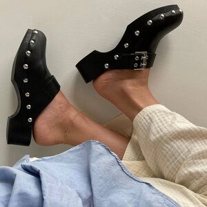 LISA SAYS GAH - Matisse London Clog